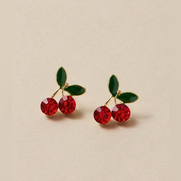 ✨ NWT Cherry Red and Green Earrings - Picture 2 of 3